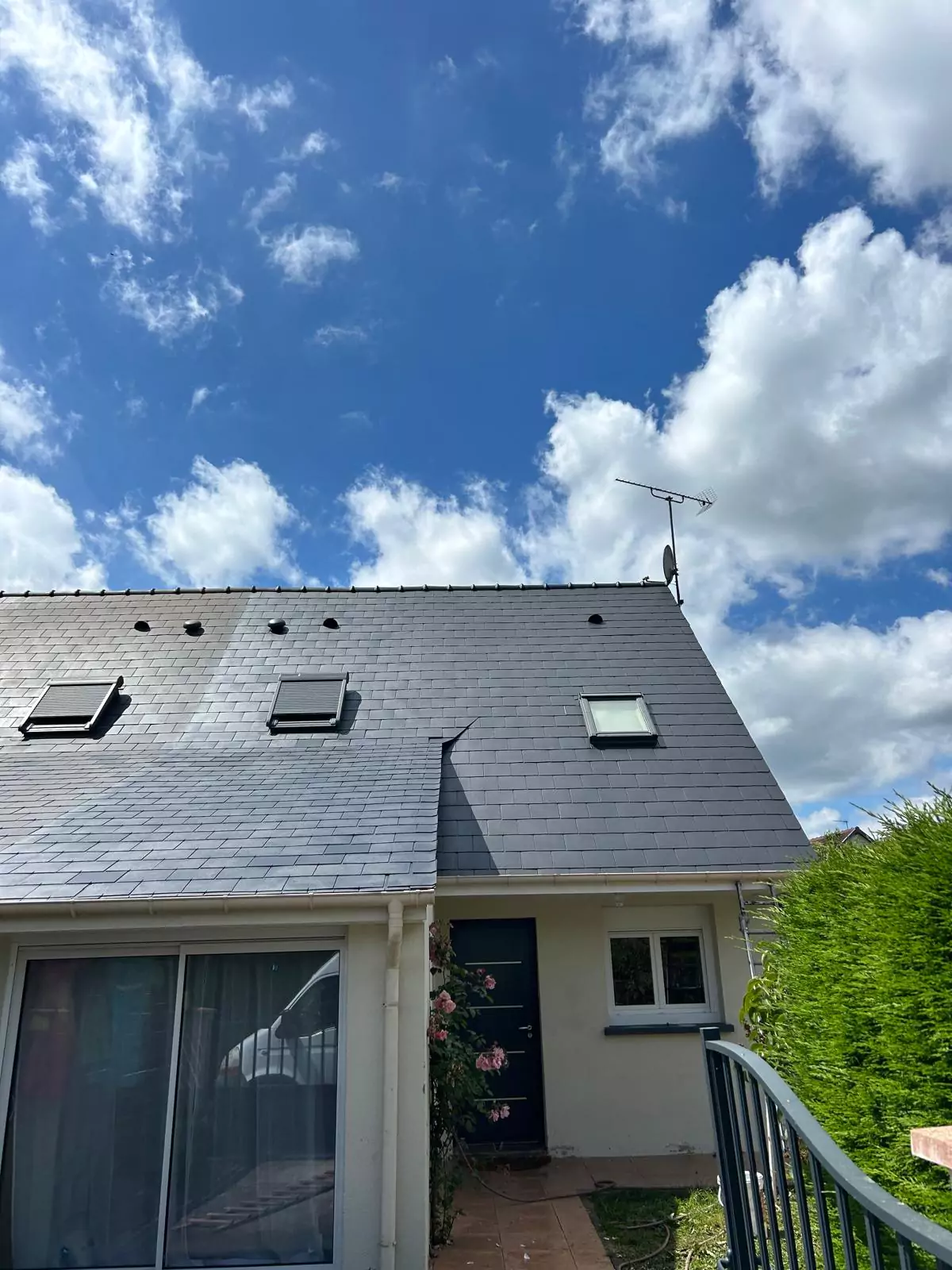 Toiture en ardoise et habillage de couverture